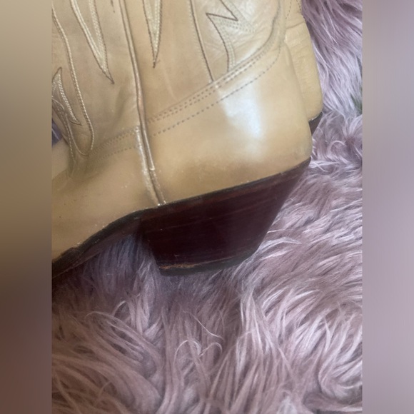 - Dan Post Western Boots size 7.5  -Beige Super soft comfy - Picture 9 of 12